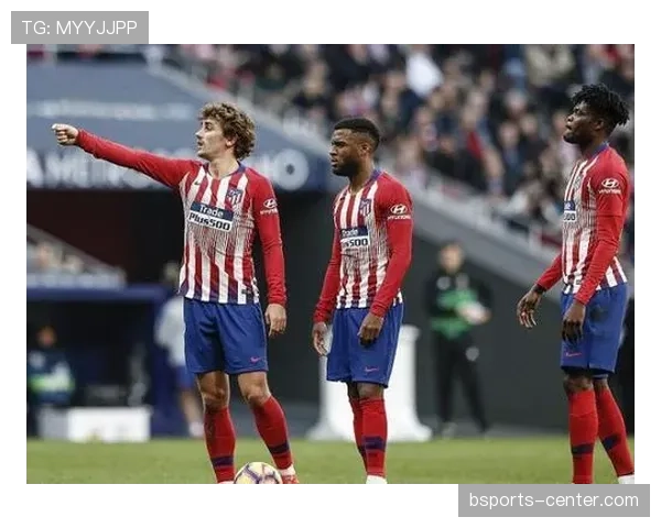 张伯伦无球牵制改变对手防守结构